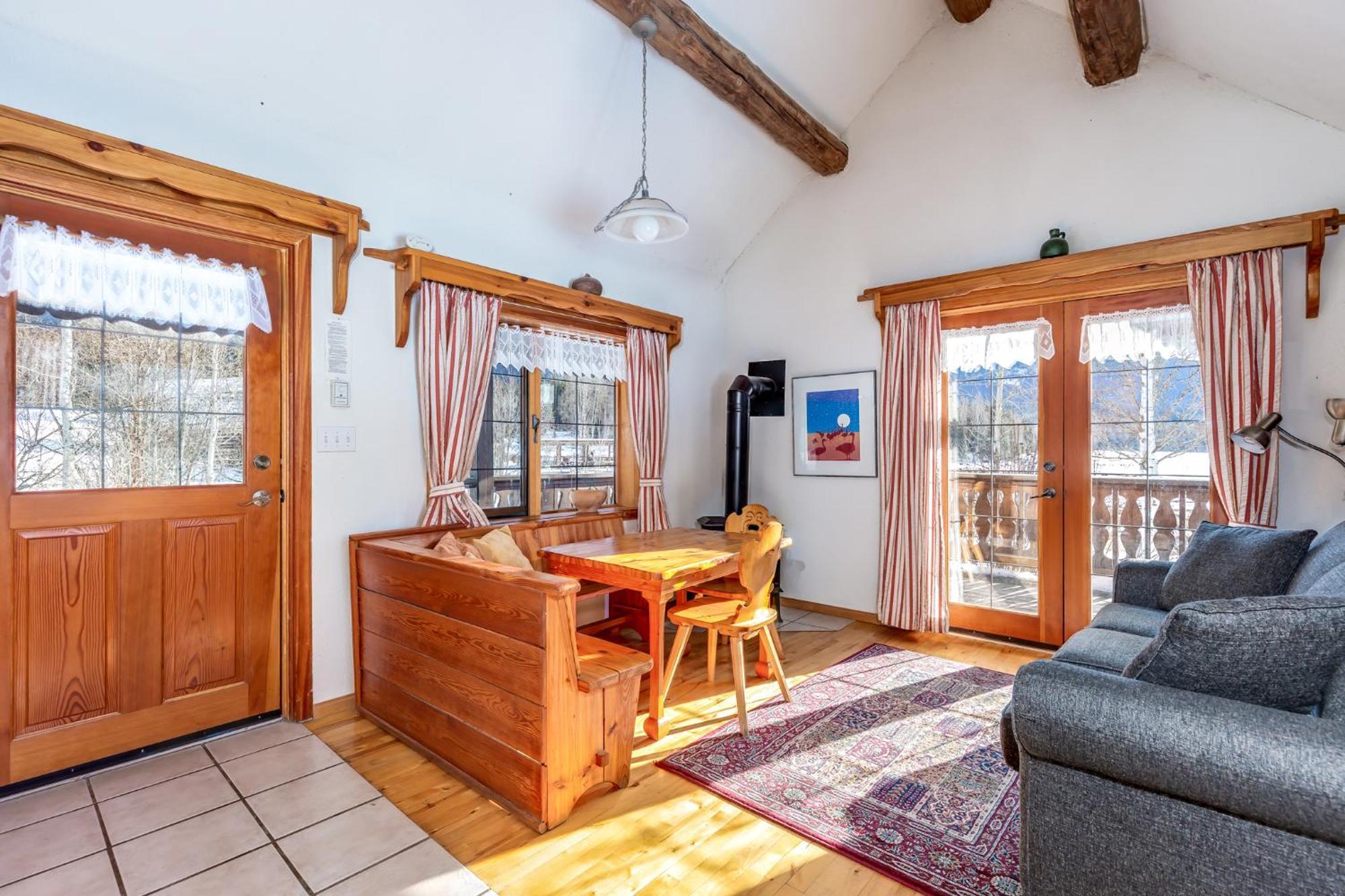 Nakiska Ranch Villa Клиъруотър Екстериор снимка