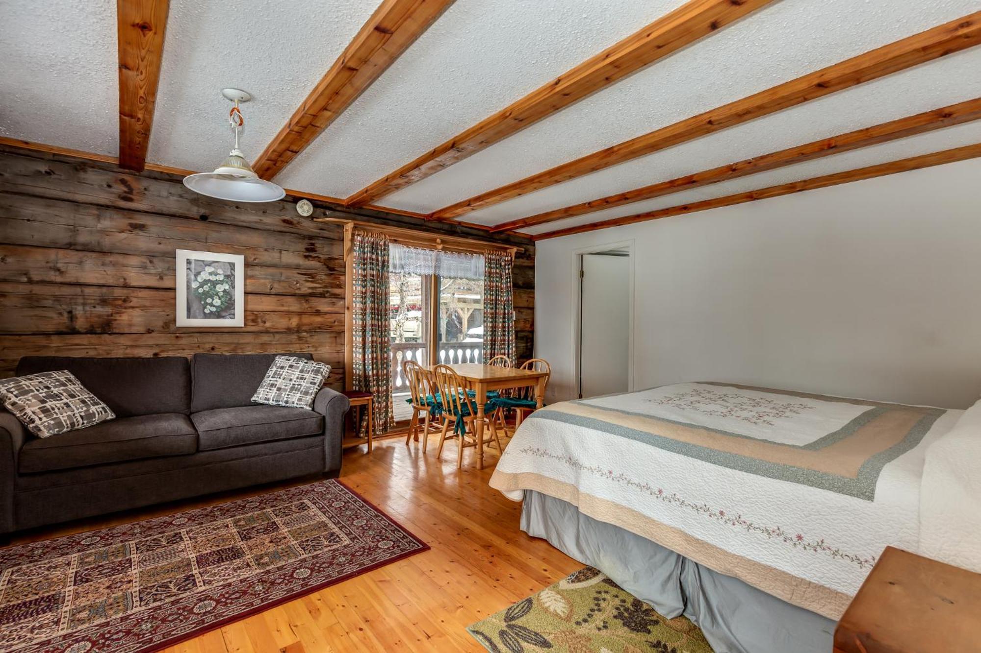 Nakiska Ranch Villa Клиъруотър Екстериор снимка